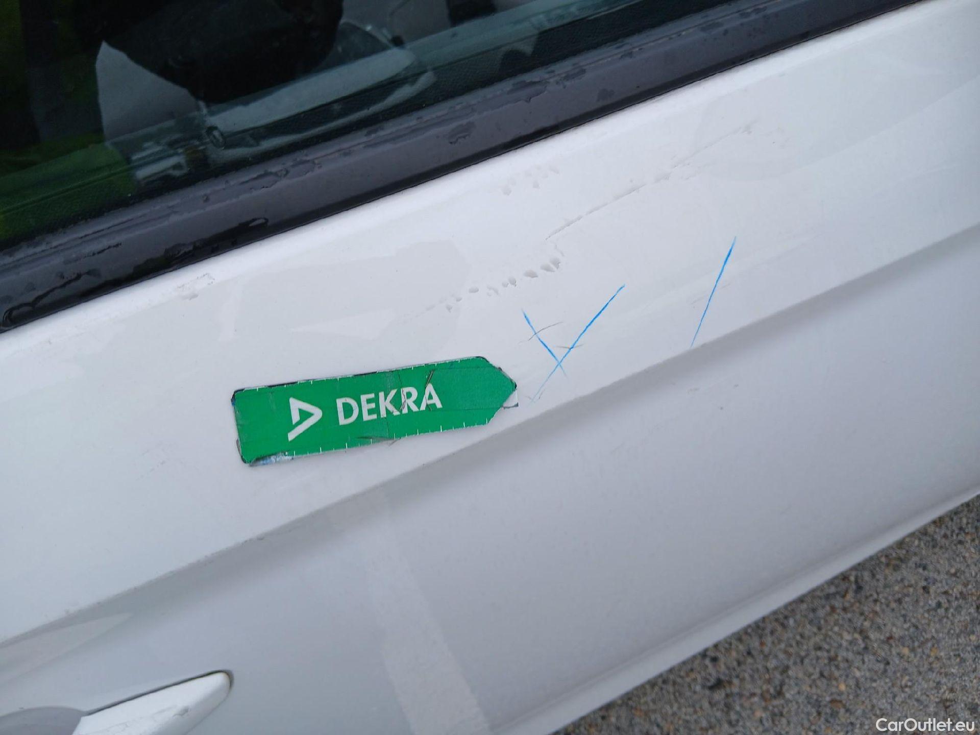  Opel  Corsa OPEL  / 2019 / 5P / berlina con portón 1.2T XHL 74kW (100CV) Edition #24