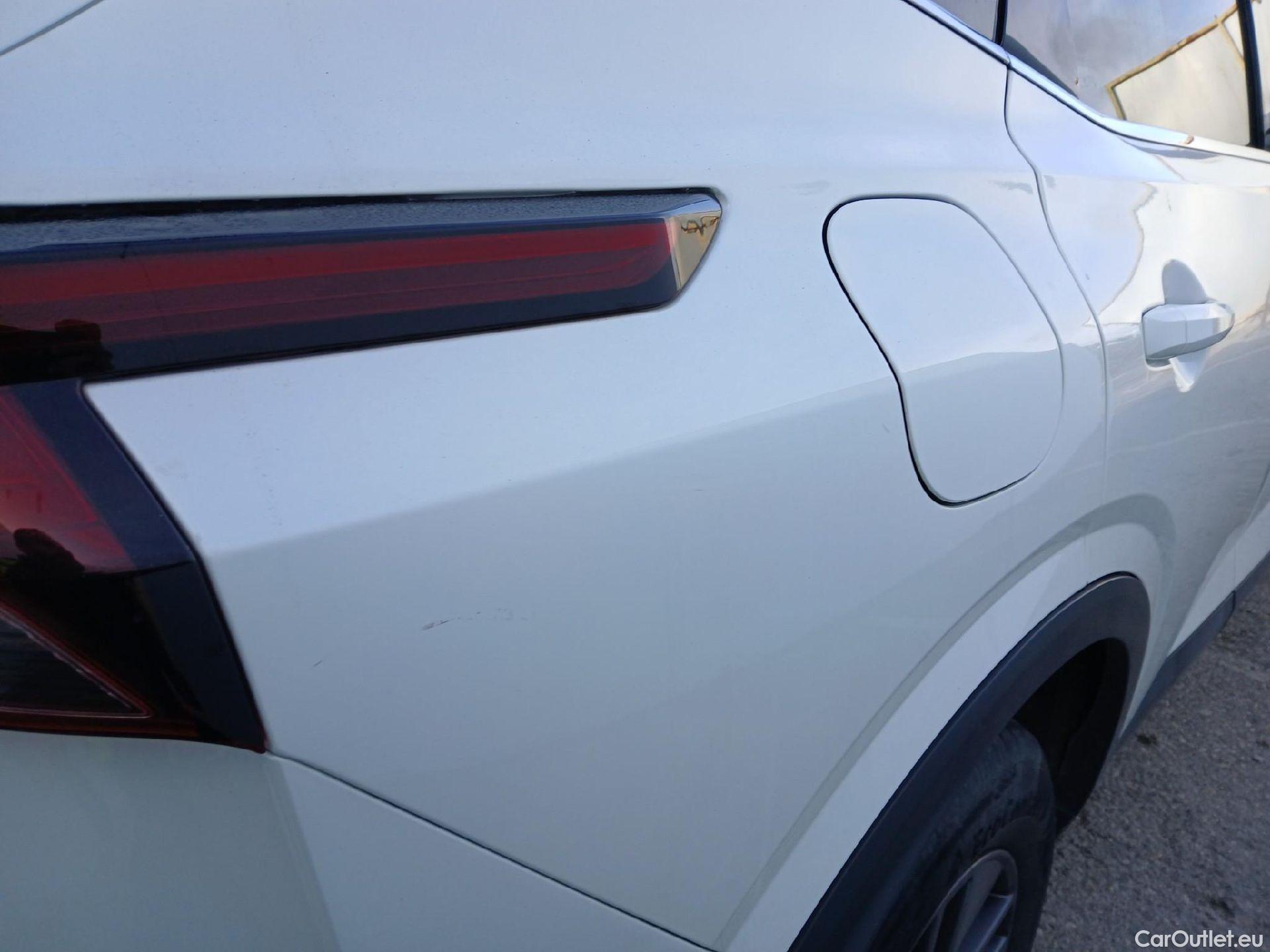  Nissan  Qashqai NISSAN  / 2021 / 5P / todoterreno DIG-T 116kW (158CV) mHEV Xtronic Acenta (AC2) #17