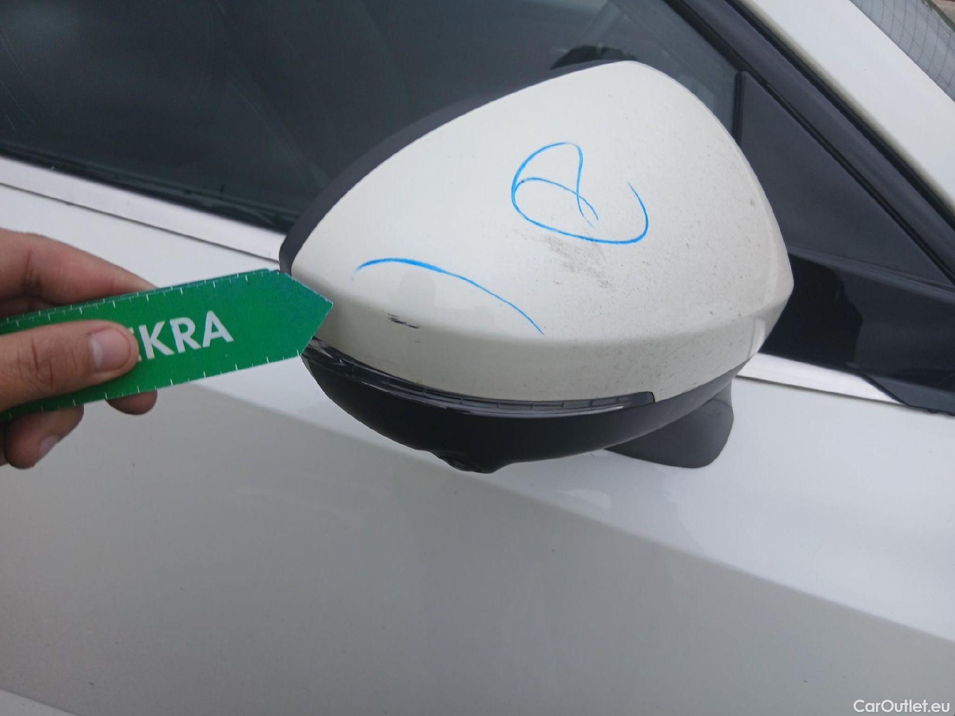  Nissan  Qashqai NISSAN  / 2021 / 5P / todoterreno DIG-T 103kW mHEV 4x2 N-GO(SP) #12