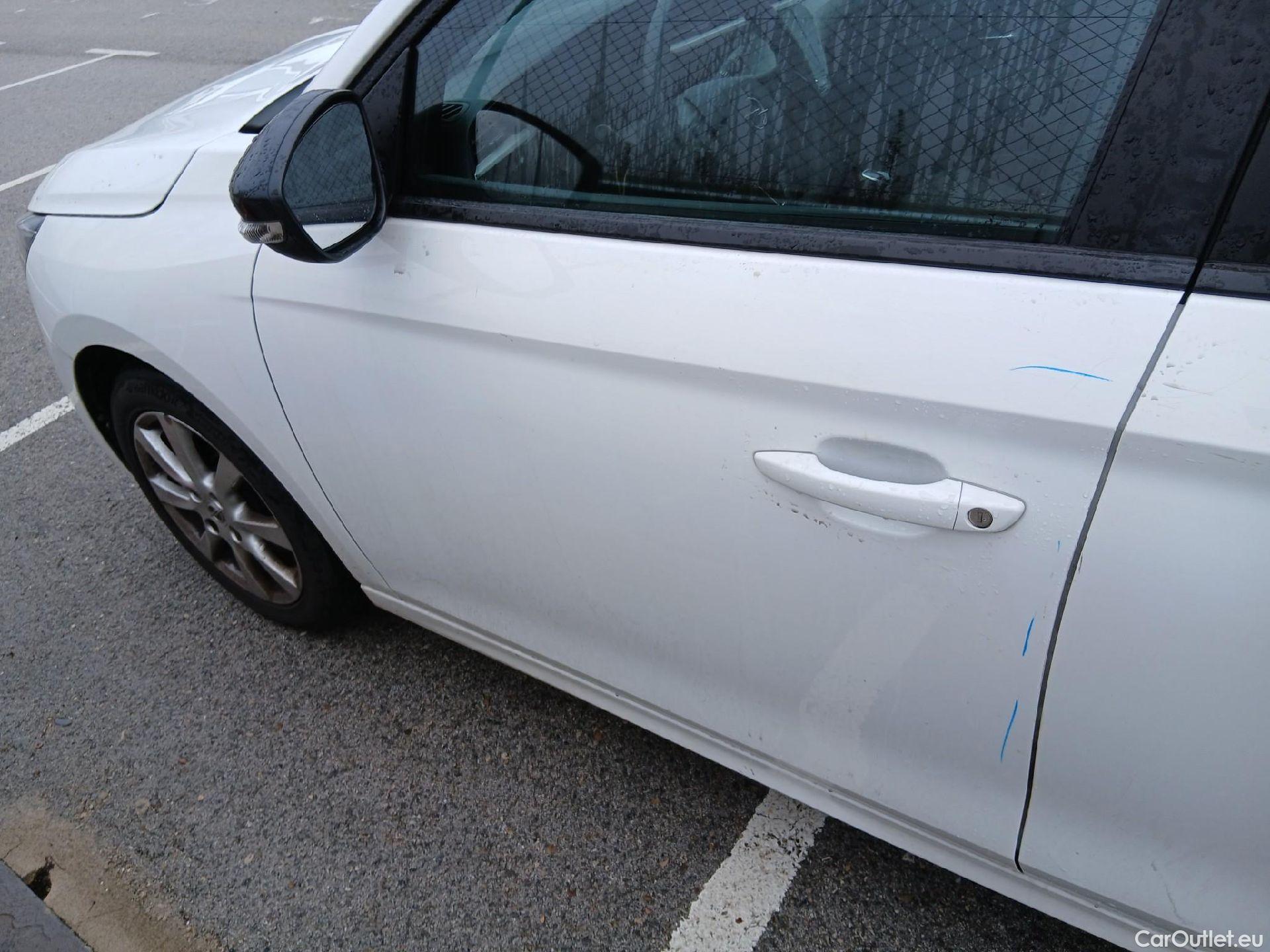  Opel  Corsa OPEL  / 2019 / 5P / berlina con portón 1.2T XHL 74kW (100CV) Edition #6