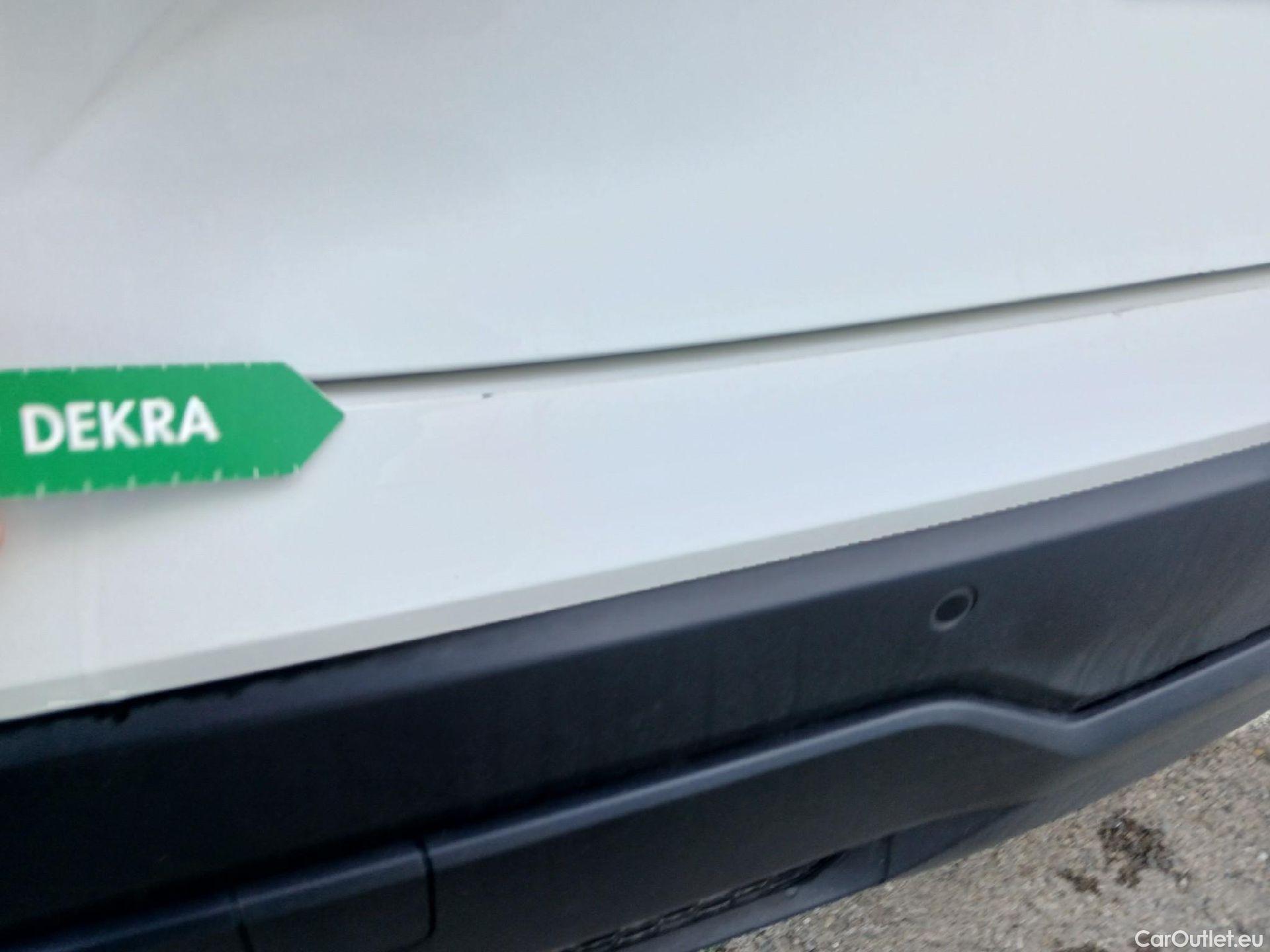  Nissan  Qashqai NISSAN  / 2021 / 5P / todoterreno DIG-T 116kW (158CV) mHEV Xtronic Acenta (AC2) #16