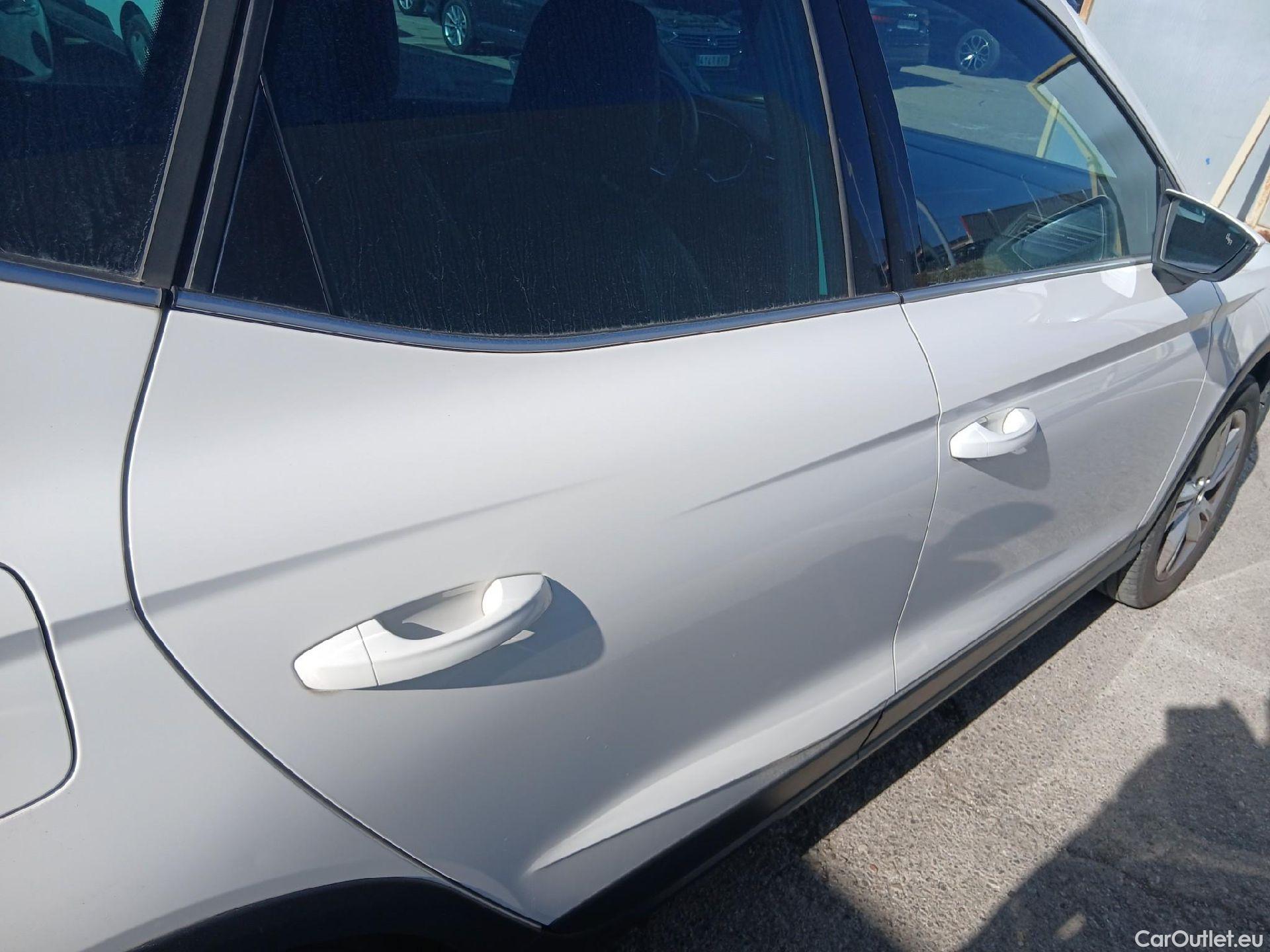  Seat  Arona SEAT  / 2017 / 5P / todoterreno 1.0 TSI 85kW (115CV) DSG FR Go Eco #25