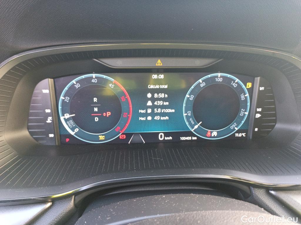  Skoda  Octavia SKODA  / 2020 / 5P / familiar Combi 2.0 TDI 85kW(115CV) DSG Ambition #19