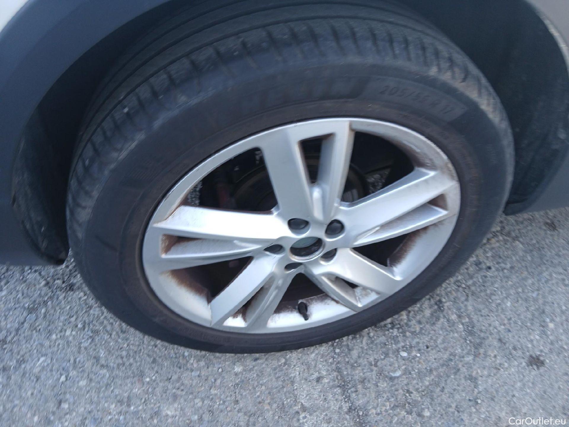  Seat  Arona SEAT  / 2017 / 5P / todoterreno 1.0 TSI 85kW (115CV) DSG FR Go Eco #21