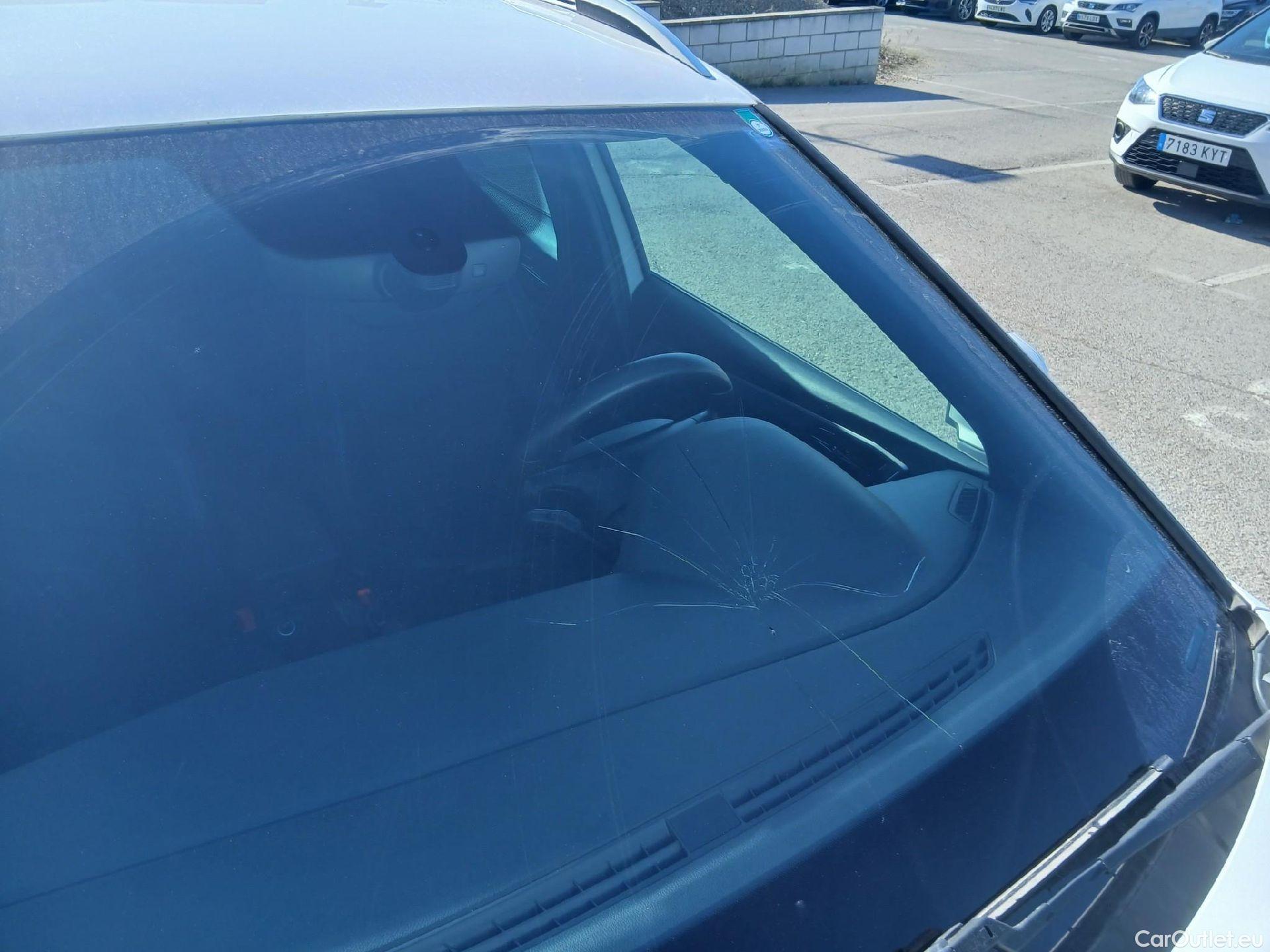  Seat  Arona SEAT  / 2017 / 5P / todoterreno 1.0 TSI 85kW (115CV) DSG FR Go Eco #33