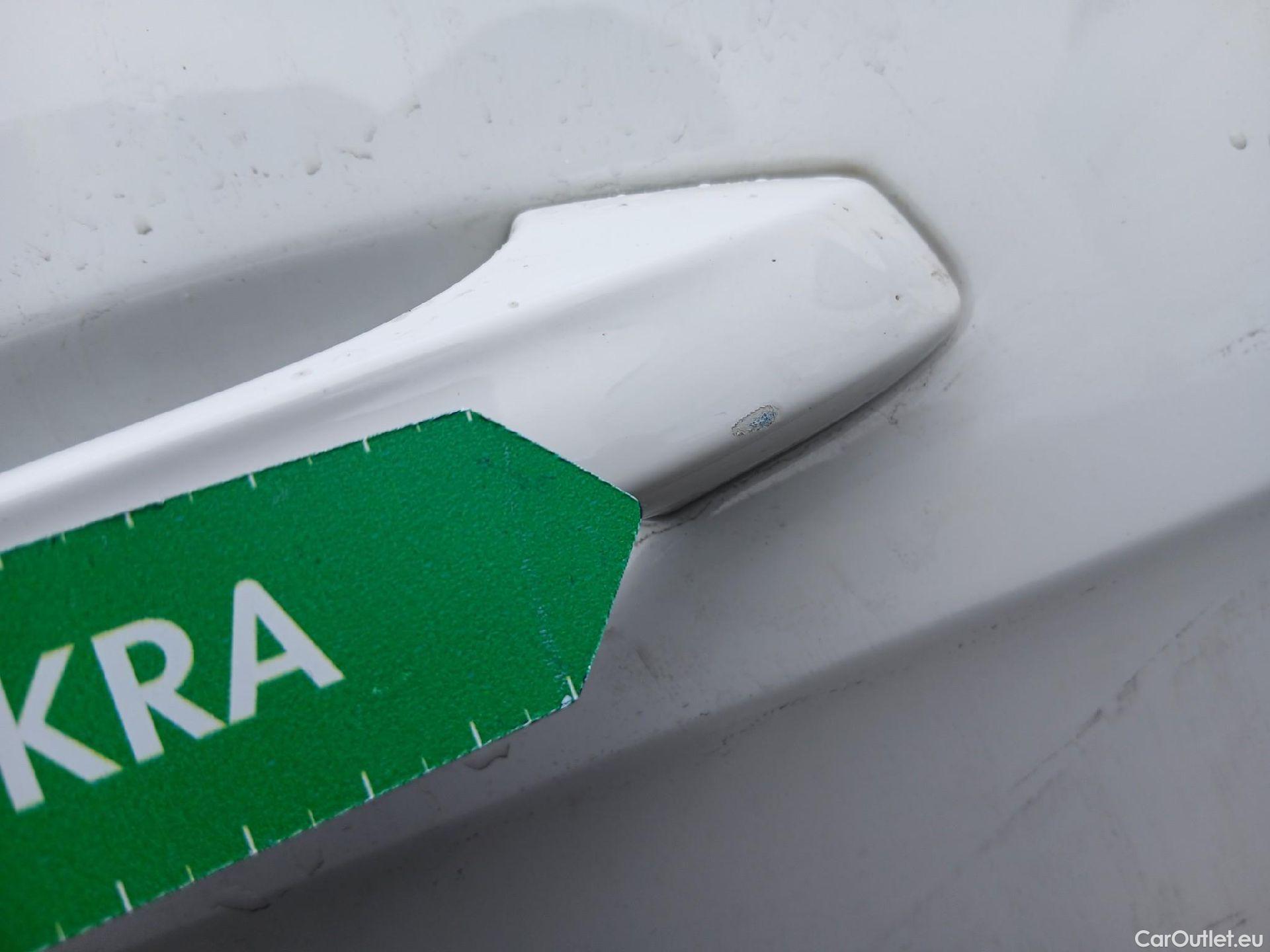  Volkswagen  Golf  VOLKSWAGEN / 2016 / 5P / berlina con portón Last Edition 1.5 TSI EVO 96kW (130CV) #20