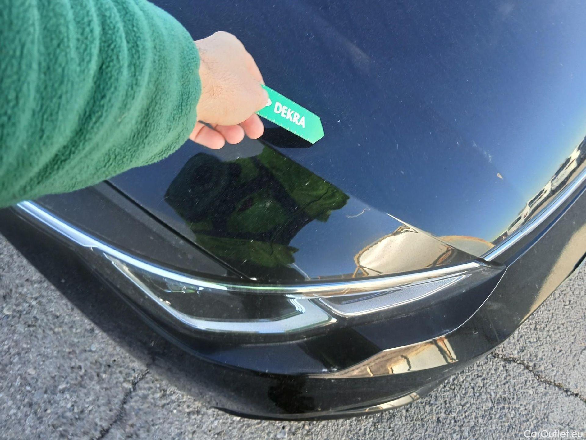  Volkswagen  Golf  VOLKSWAGEN / 2020 / 5P / berlina con portón Life 2.0 TDI 85kW (115CV) DSG #1