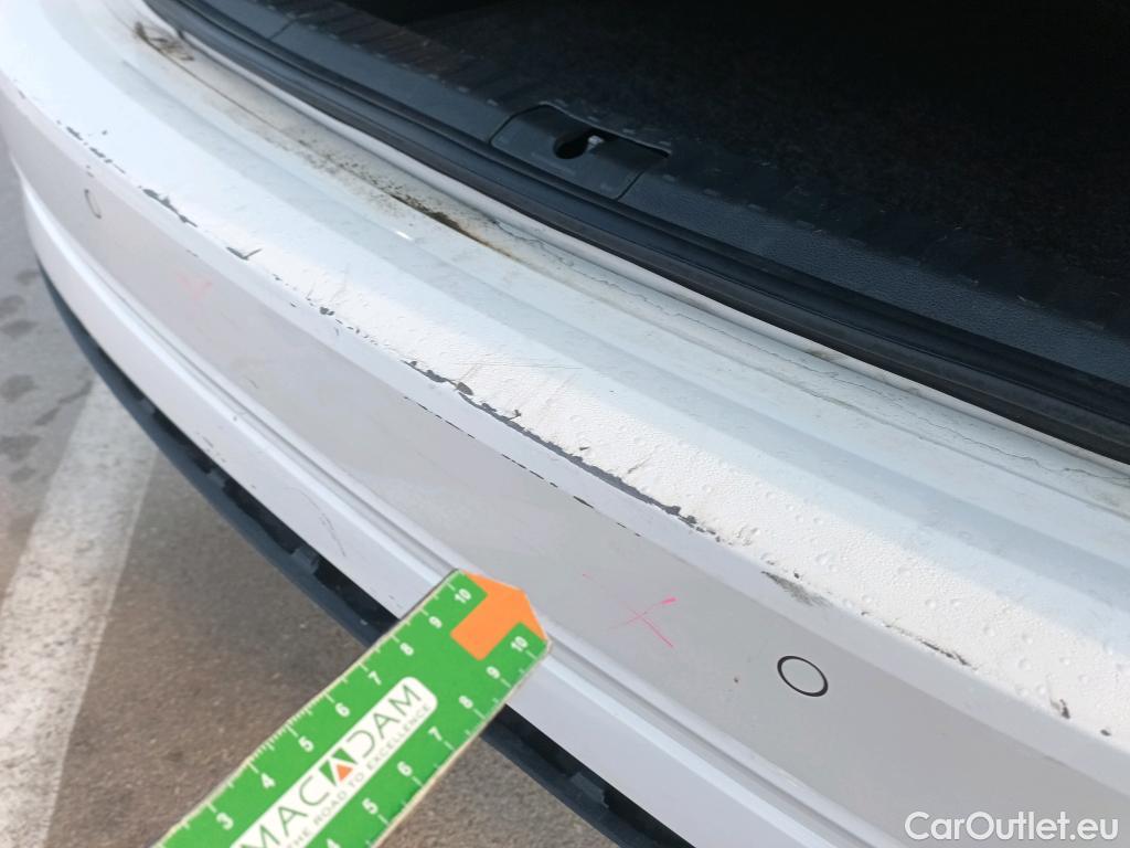  Skoda  Octavia SKODA  / 2020 / 5P / familiar Combi 2.0 TDI 85kW(115CV) DSG Ambition #10