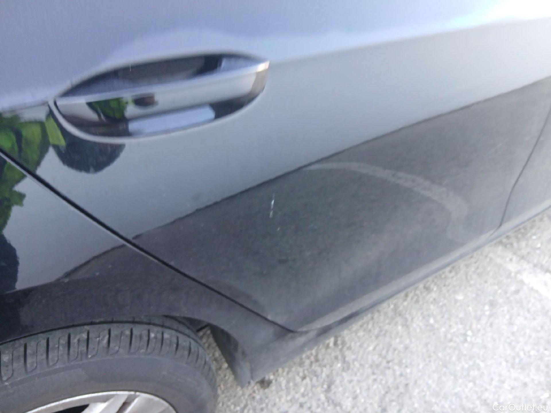  Volkswagen  Golf  VOLKSWAGEN / 2020 / 5P / berlina con portón Life 2.0 TDI 85kW (115CV) DSG #18