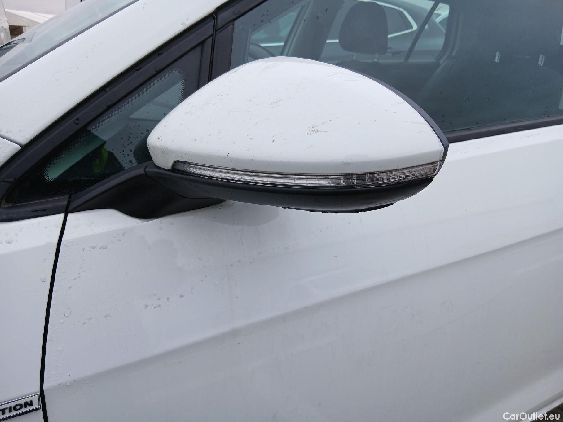  Volkswagen  Golf  VOLKSWAGEN / 2016 / 5P / berlina con portón Last Edition 1.5 TSI EVO 96kW (130CV) #22