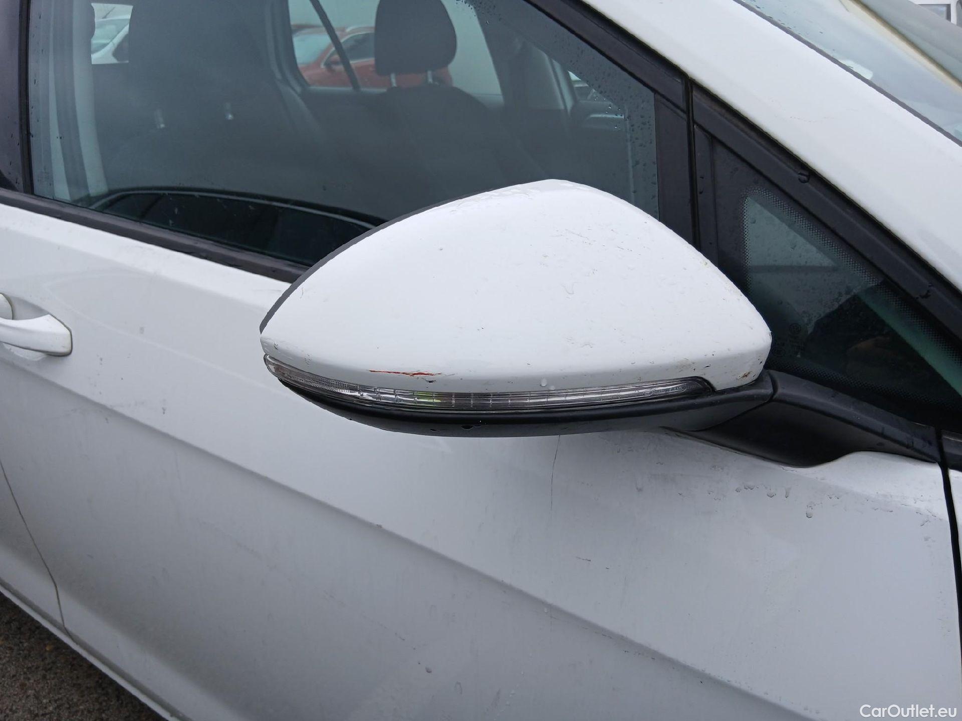  Volkswagen  Golf  VOLKSWAGEN / 2016 / 5P / berlina con portón Last Edition 1.5 TSI EVO 96kW (130CV) #15