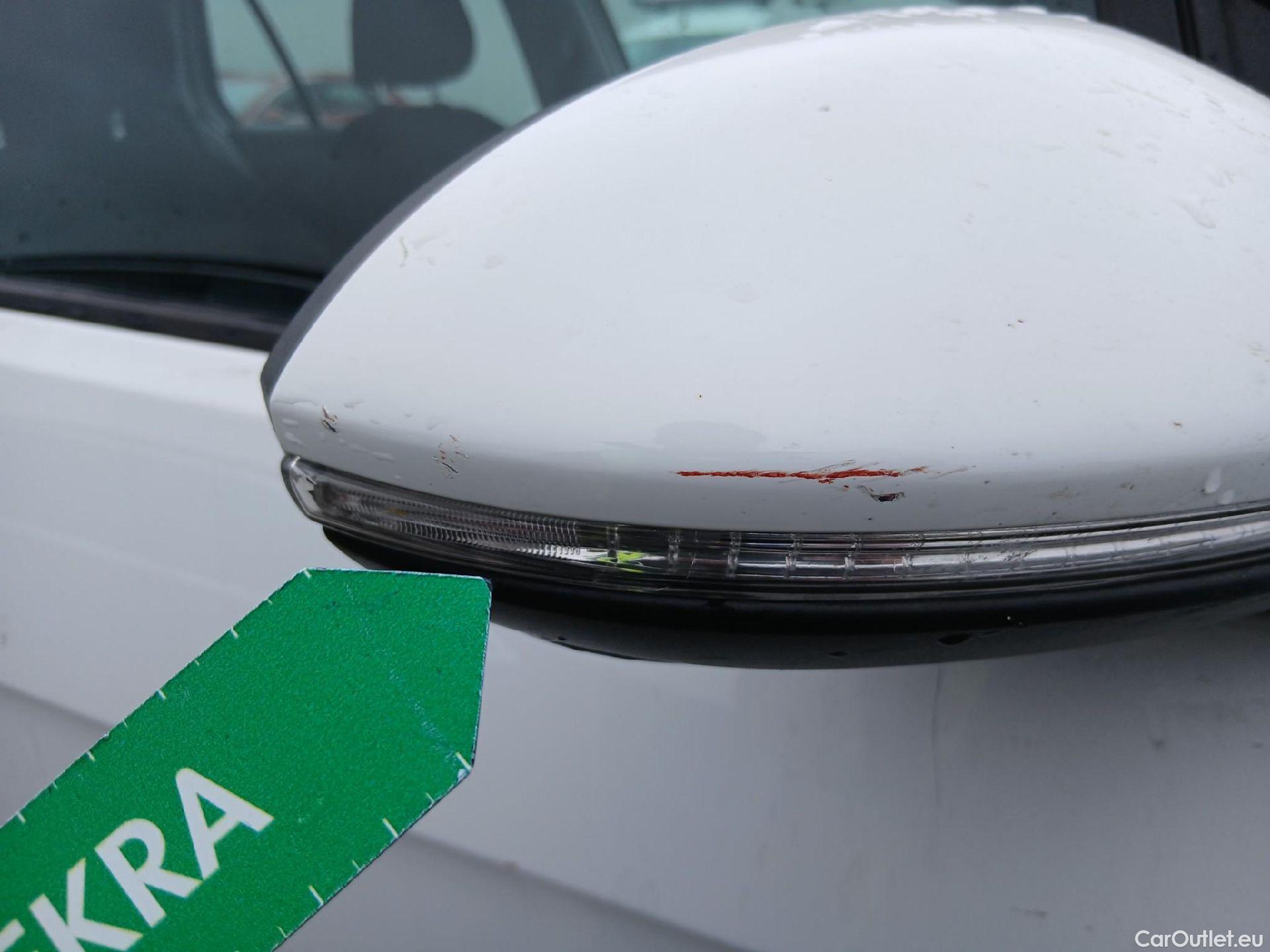  Volkswagen  Golf  VOLKSWAGEN / 2016 / 5P / berlina con portón Last Edition 1.5 TSI EVO 96kW (130CV) #14