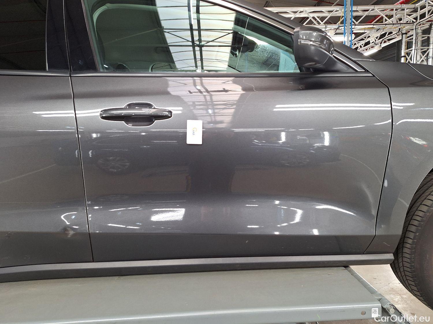  Ford  Focus Ford,  '18, Ford  1.0i EcoB. 74kW Trend Ed. Business 5d #12