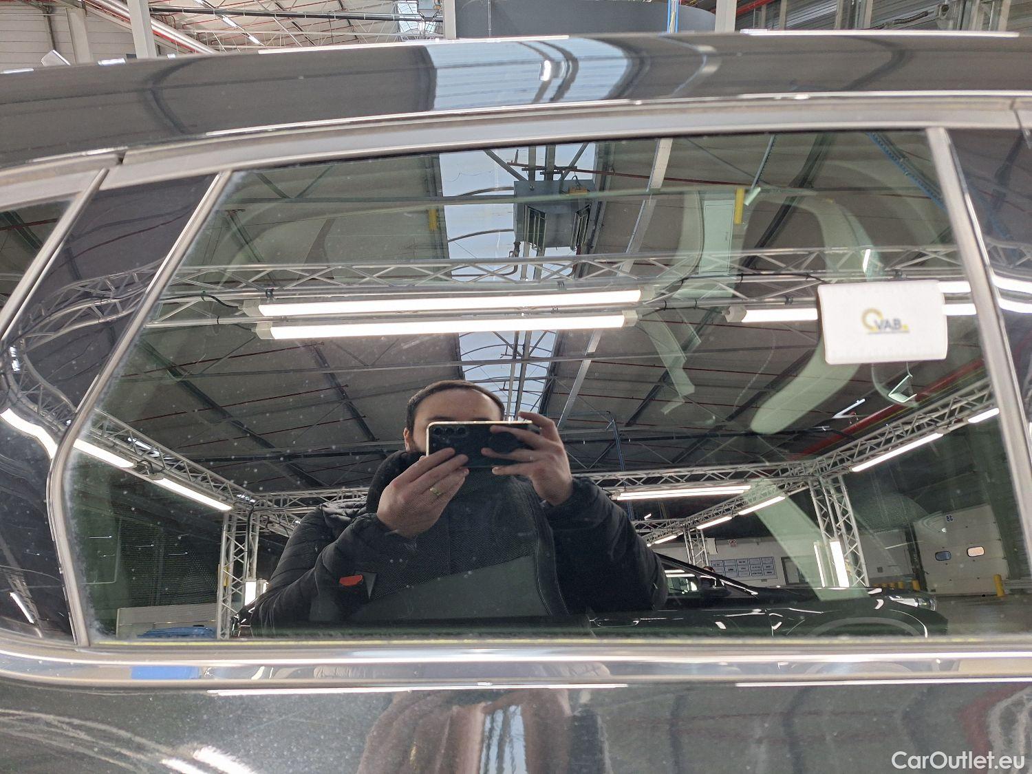  Renault  Captur Renault,  '19, Renault  E-TECH Plug-in Hybrid Intens 5d #30