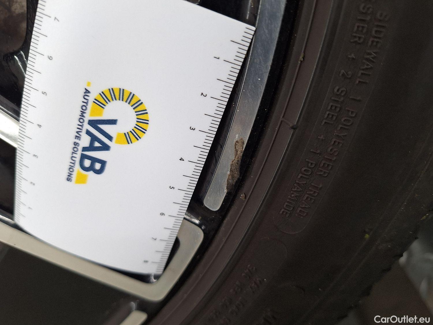  Mercedes  C-Klasse Mercedes, C-Class Break '21, Mercedes-Benz  Break C 220d Launch Edition #35