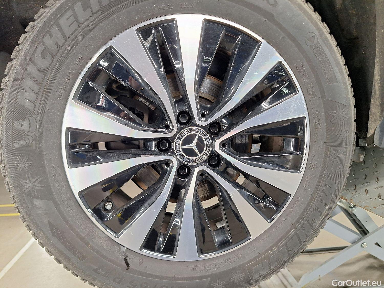  Mercedes  GLA Mercedes,  '20, Mercedes-Benz   180 d Business Solution 5d #1