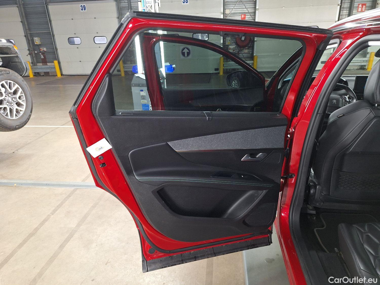  Peugeot  5008 Peugeot,  FL'20, Peugeot  1.5 BlueHDi 96kW S&S EAT8 Allure Pack #9