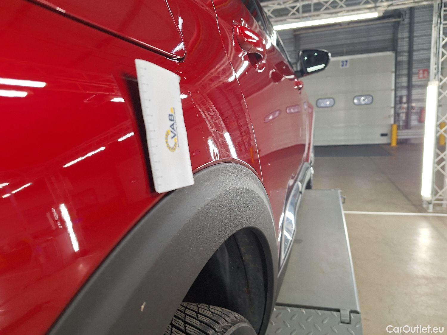  Peugeot  5008 Peugeot,  FL'20, Peugeot  1.5 BlueHDi 96kW S&S EAT8 Allure Pack #40