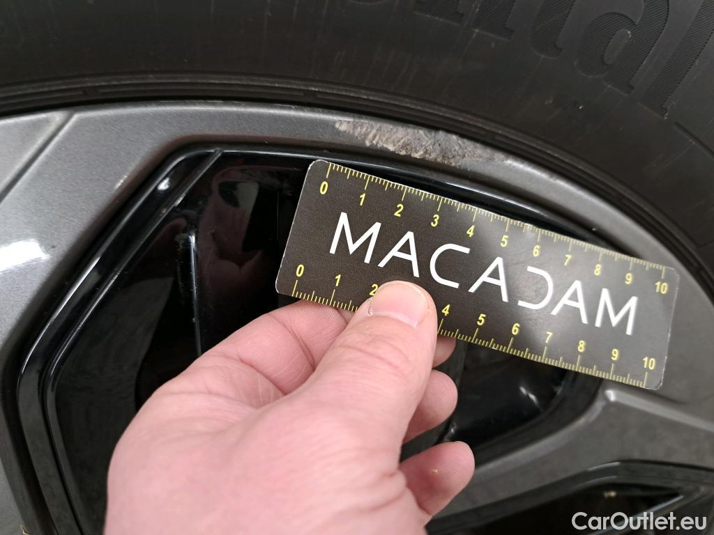  Citroen  C4  Berline Feel Pack 1.5 BlueHDI 110CV BVM6 E6d #16