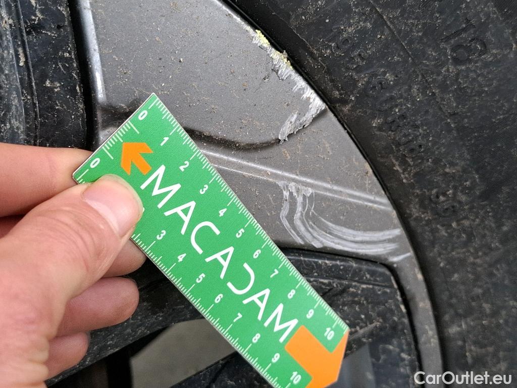  Citroen  C4 CITROEN  X / 2022 / 4P / Berline PureTech 130 S&S EAT8 Feel Pack #36