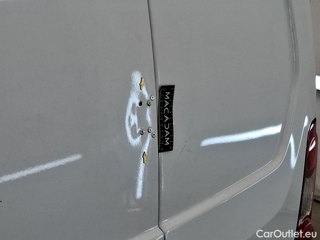  Citroen  Berlingo  Fourgon Business L1 (Court) 1.6 BlueHDi 75CV BVM5 E6 #17