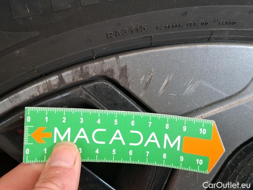  Citroen  C4 CITROEN  X / 2022 / 4P / Berline PureTech 130 S&S EAT8 Feel Pack #32