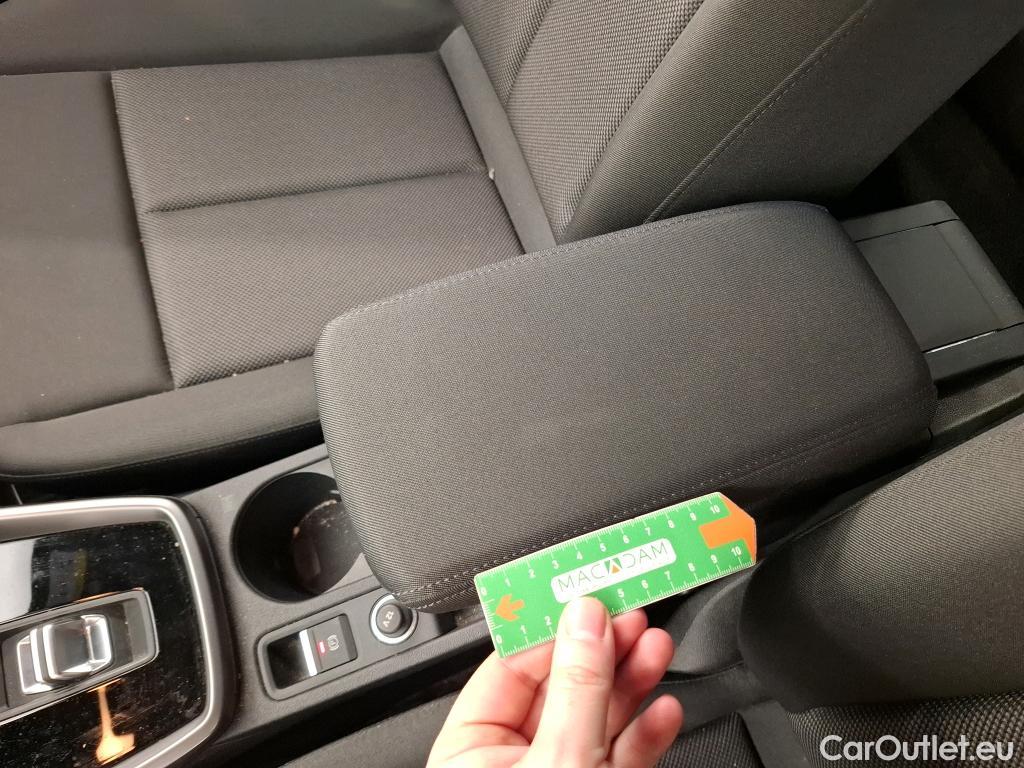  Audi  A3 AUDI  Sportback / 2020 / 5P / Berline 40 TFSI e 204 S Tronic Business Line #23