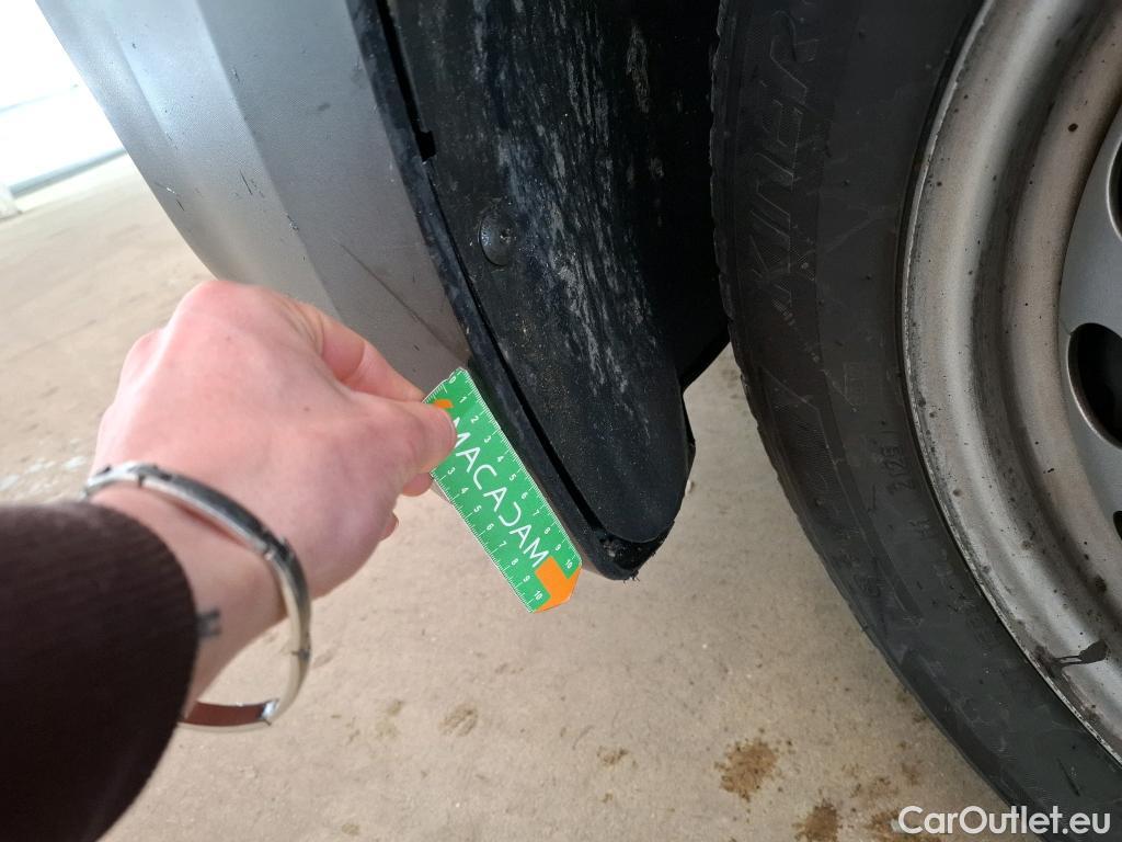  Citroen  Berlingo  Fourgon Club M 1000 1.5 BlueHDi 130CV BVA8 E6dT #26