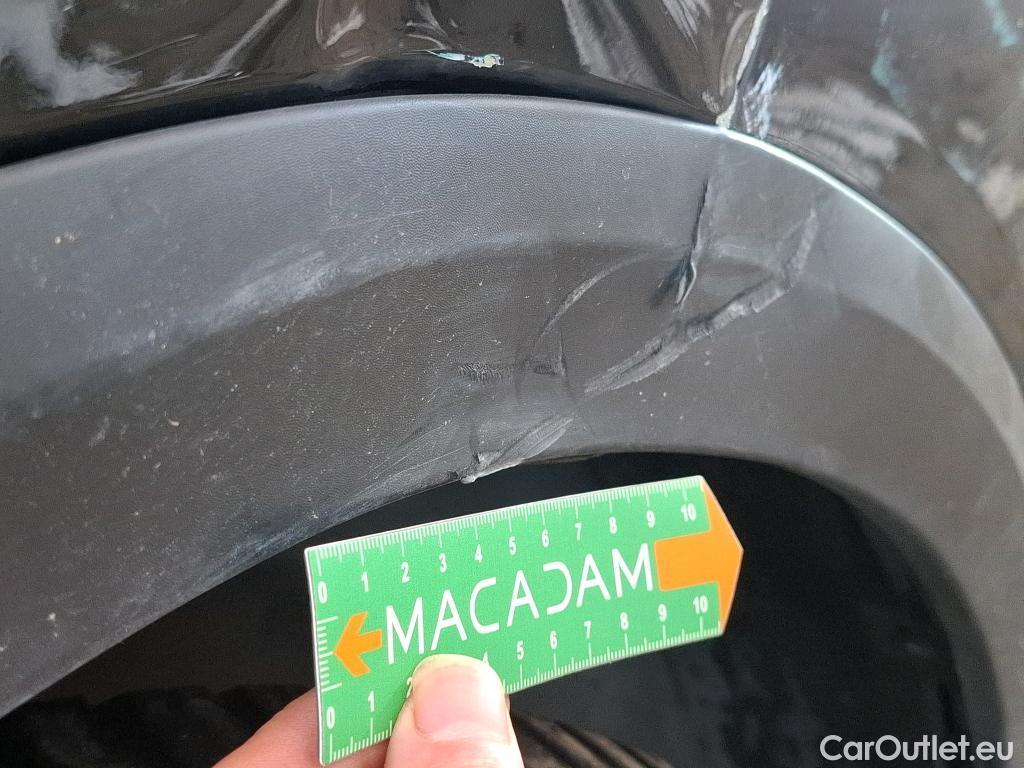  Citroen  C4 CITROEN  X / 2022 / 4P / Berline PureTech 130 S&S EAT8 Feel Pack #48