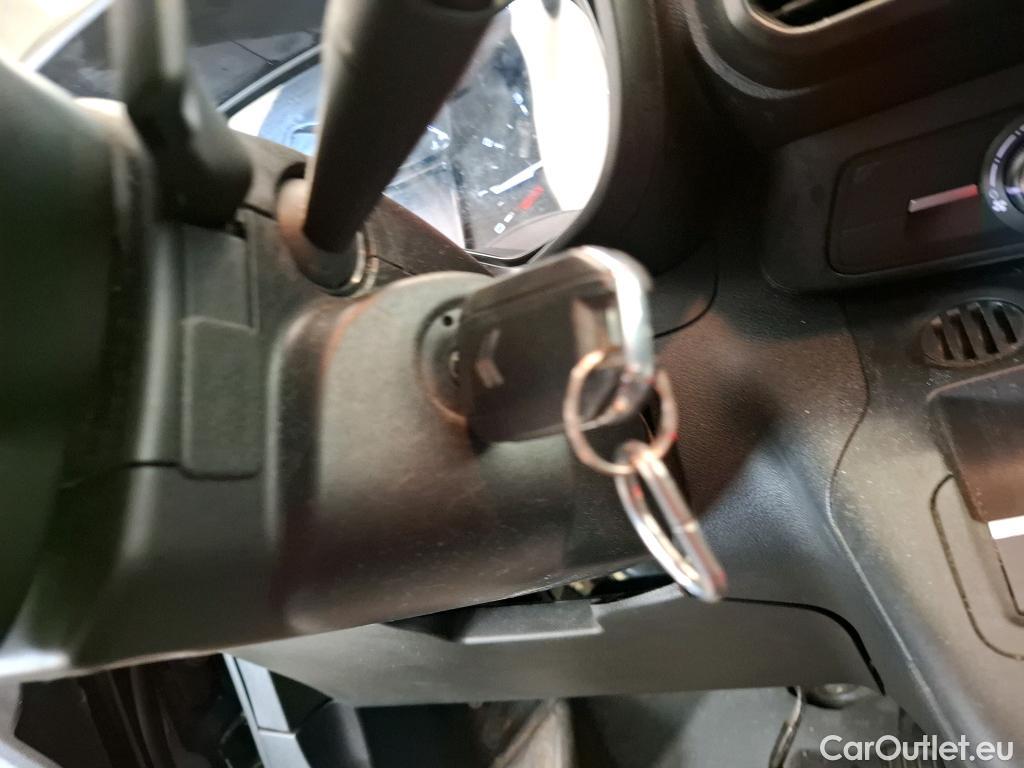  Citroen  Berlingo  Fourgon Club M 1000 1.5 BlueHDi 130CV BVA8 E6dT #2