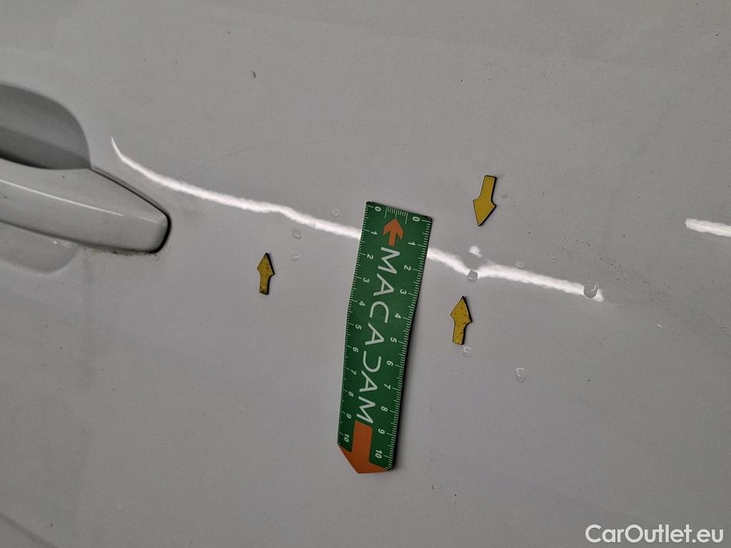  Citroen  C3 CITROEN  / 2020 / 5P / Berline PureTech 83 S&S BVM Feel Pack #32