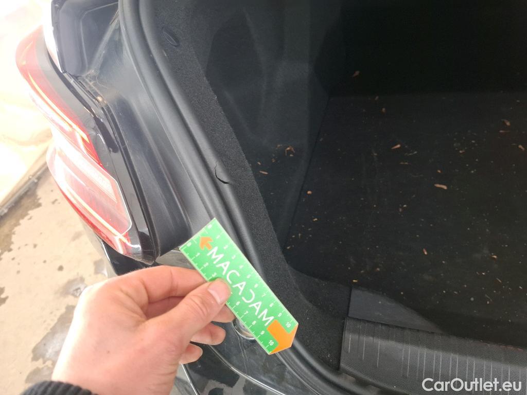  Citroen  C4 CITROEN  X / 2022 / 4P / Berline PureTech 130 S&S EAT8 Feel Pack #51