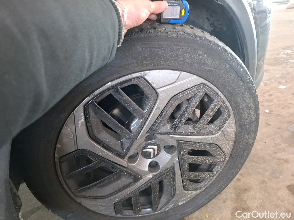  Citroen  C4 CITROEN  X / 2022 / 4P / Berline PureTech 130 S&S EAT8 Feel Pack #19