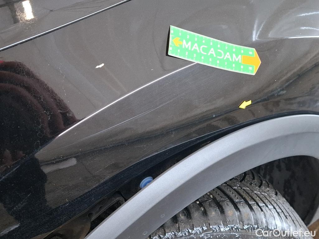  Citroen  C4 CITROEN  X / 2022 / 4P / Berline PureTech 130 S&S EAT8 Feel Pack #4