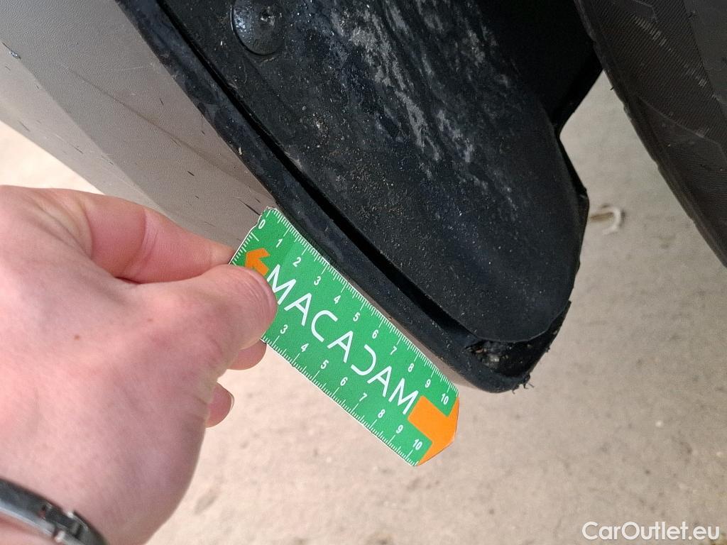  Citroen  Berlingo  Fourgon Club M 1000 1.5 BlueHDi 130CV BVA8 E6dT #27