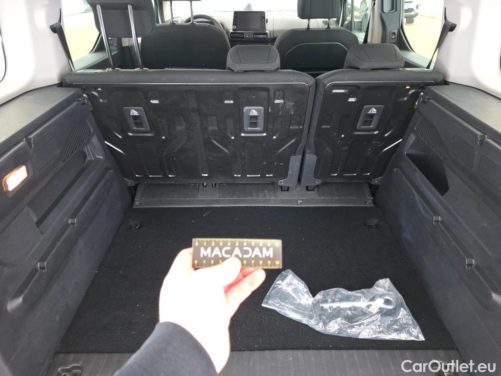  Citroen  Berlingo CITROEN  / 2018 / 5P / monospace Taille M BlueHDi 130 S&S EAT8 Feel #1