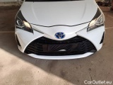  Toyota  Yaris TOYOTA  / 2017 / 5P / BERLINA 1.5 HYBRID COOL MY18 #28