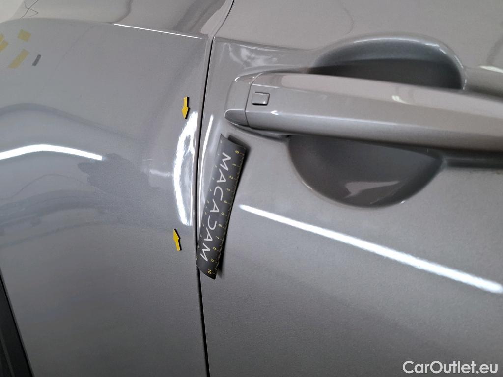  Nissan  Juke NISSAN   2019  5P  Crossover Hybrid 143 Business #2