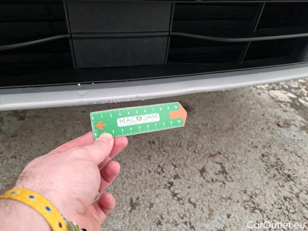  Ford  Kuga FORD  / 2019 / 5P / SUV 2.5 190 hybrid Flexifuel Pshift Titanium #23