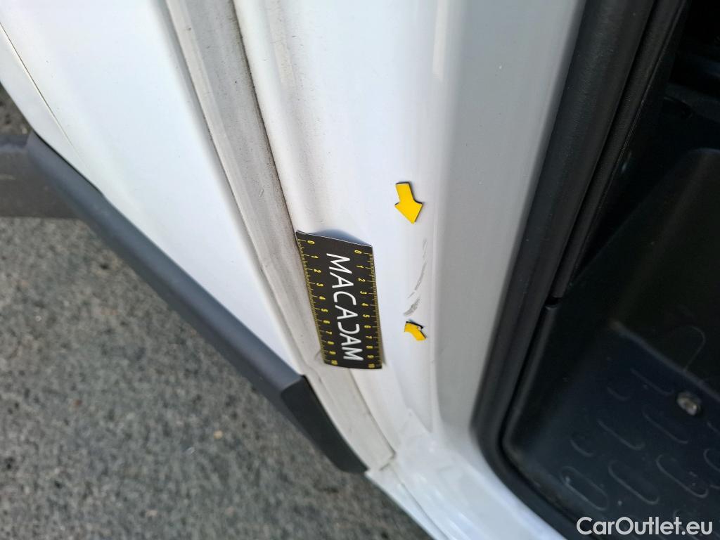  Fiat  Ducato FIAT  SC 2014 2P Châssis cabine 3.5 L 2.3 Multijet 140 Business #42