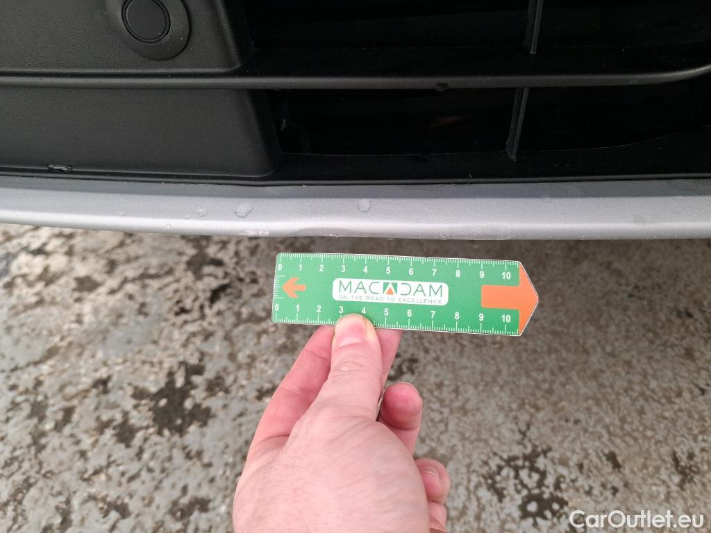  Ford  Kuga FORD  / 2019 / 5P / SUV 2.5 190 hybrid Flexifuel Pshift Titanium #22