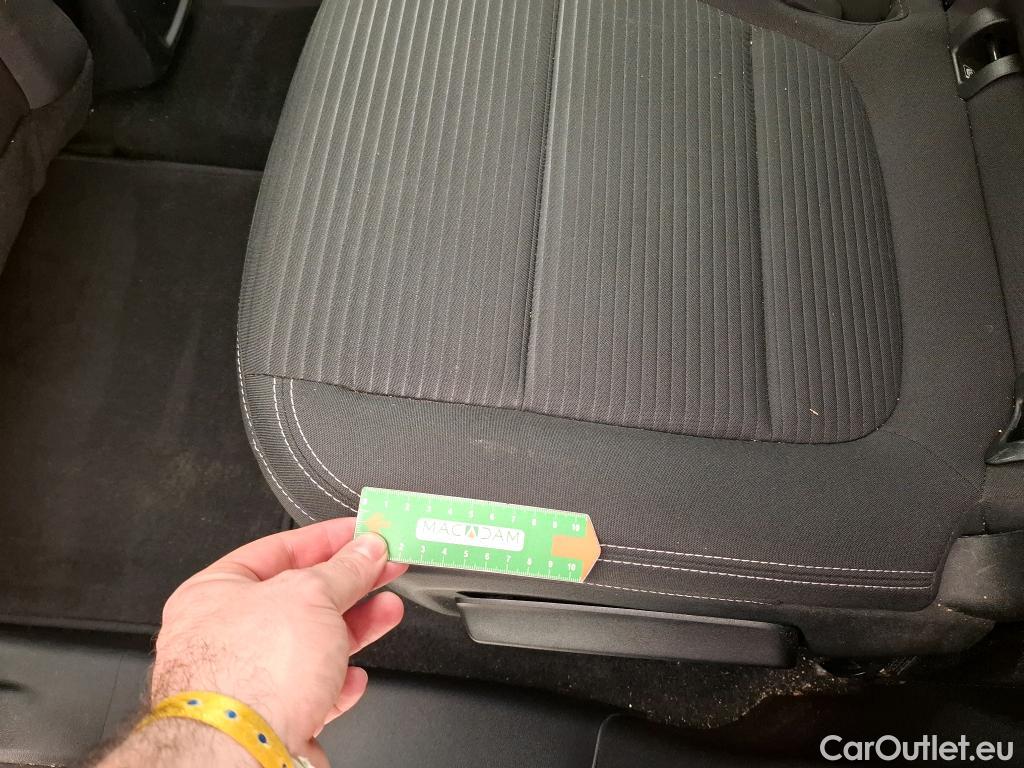  Ford  Kuga FORD  / 2019 / 5P / SUV 2.5 190 hybrid Flexifuel Pshift Titanium #28