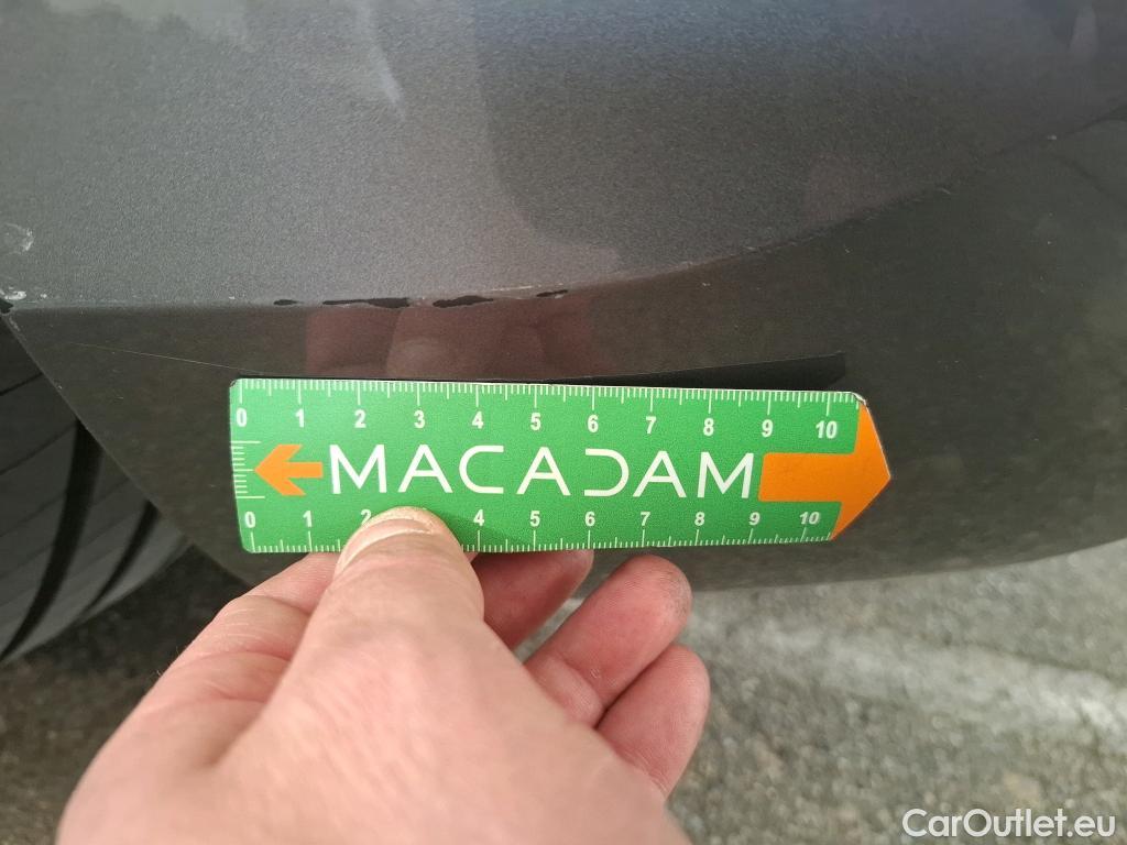  Mercedes  A-Klasse MERCEDES-BENZ Classe A Compact / 2018 / 5P / Berline A 180 d Business Line #14