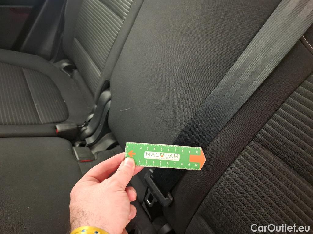  Ford  Kuga FORD  / 2019 / 5P / SUV 2.5 190 hybrid Flexifuel Pshift Titanium #29