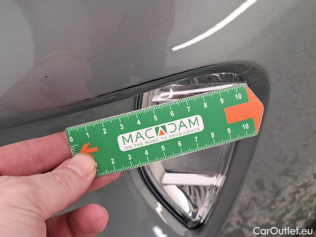  Ford  Kuga FORD  / 2019 / 5P / SUV 2.5 190 hybrid Flexifuel Pshift Titanium #7