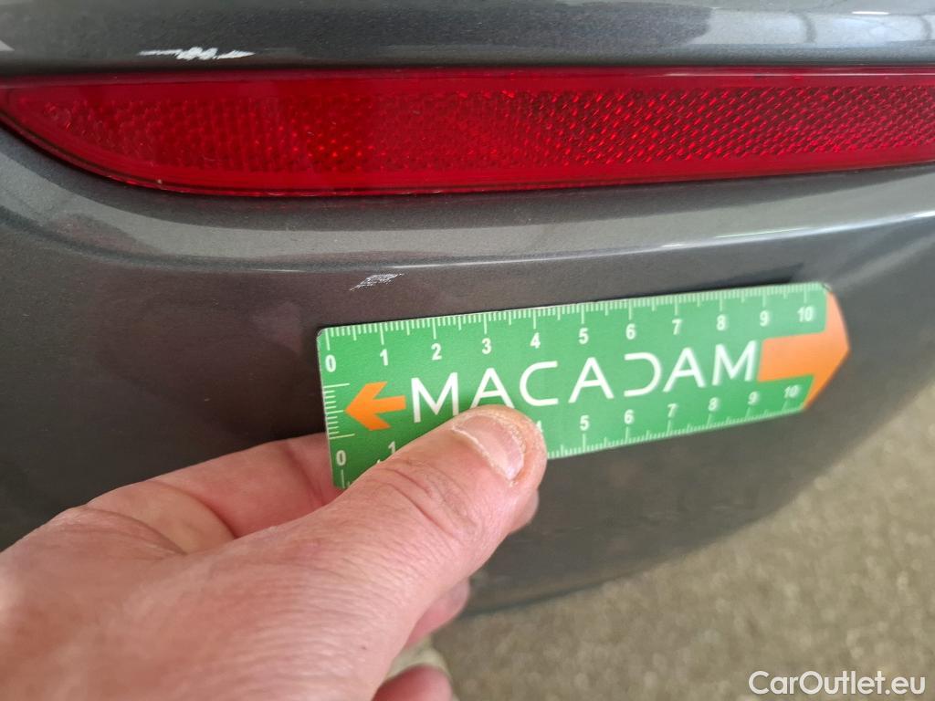  Mercedes  A-Klasse MERCEDES-BENZ Classe A Compact / 2018 / 5P / Berline A 180 d Business Line #11