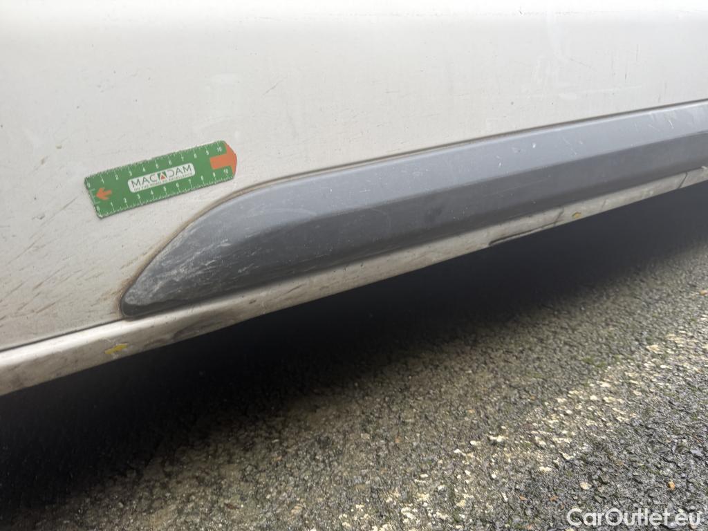  Citroen  Jumpy CITROEN  4p Combi Taille XL BlueHDi 120 S&S BVM6 Confort #42