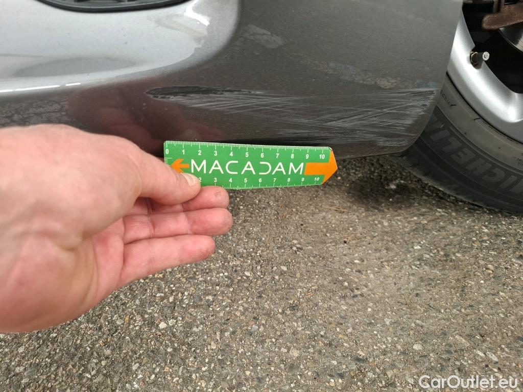  Mercedes  A-Klasse MERCEDES-BENZ Classe A Compact / 2018 / 5P / Berline A 180 d Business Line #8