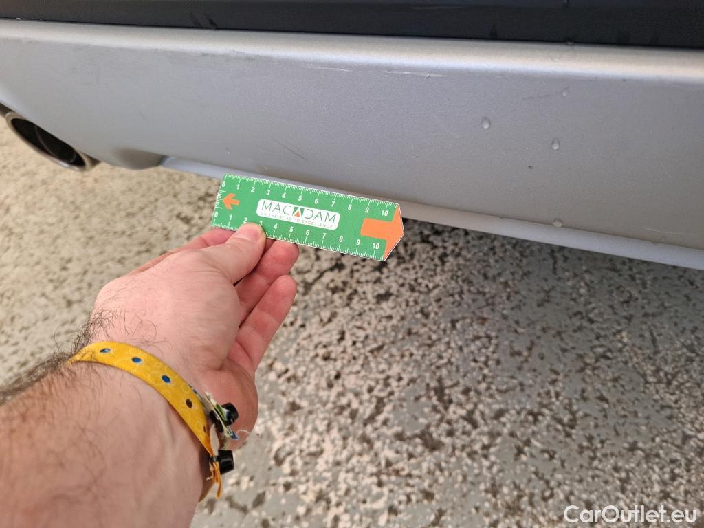  Ford  Kuga FORD  / 2019 / 5P / SUV 2.5 190 hybrid Flexifuel Pshift Titanium #13