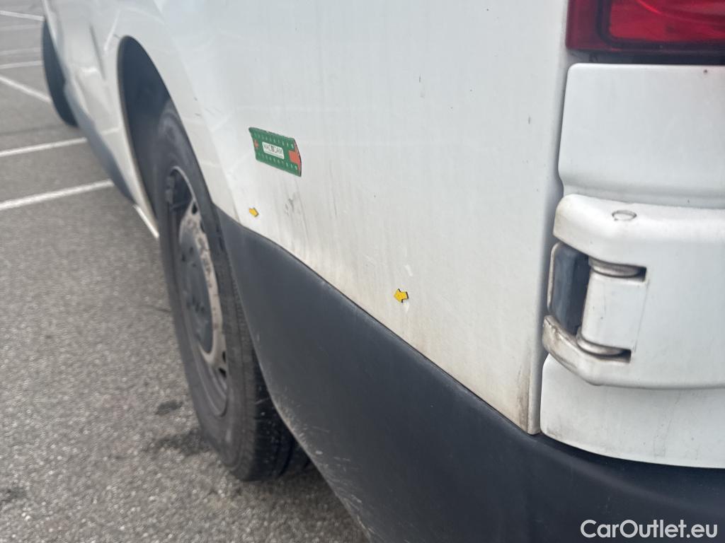  Citroen  Jumpy CITROEN  4p Combi Taille XL BlueHDi 120 S&S BVM6 Confort #8